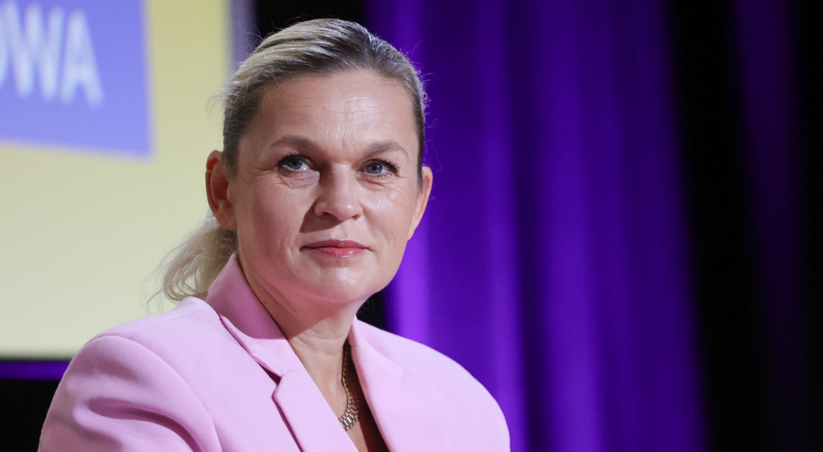 Burza ws. jadłospisu w szkołach. Nowacka odpowiada Morawieckiemu: "No człowieku"